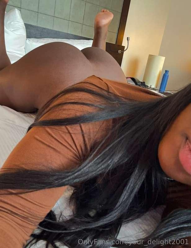 My favourite way to take a belfie (butt selfie)- just need a..