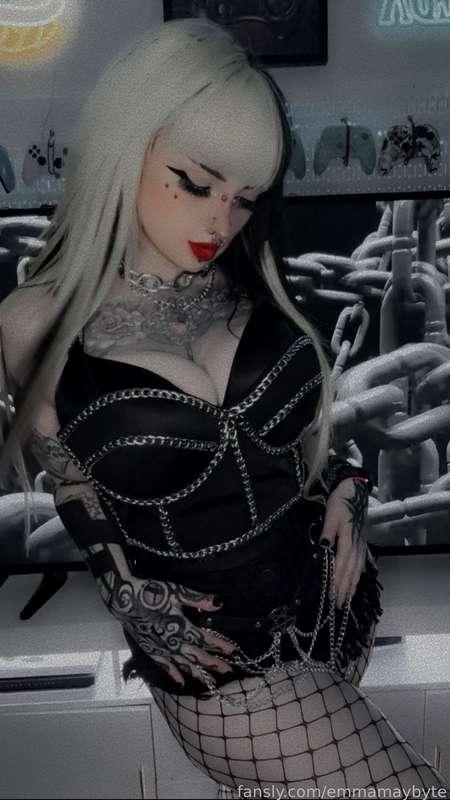 emmamaybyte image #18