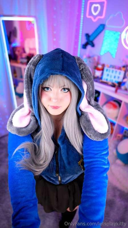 letsplaykitty image #0