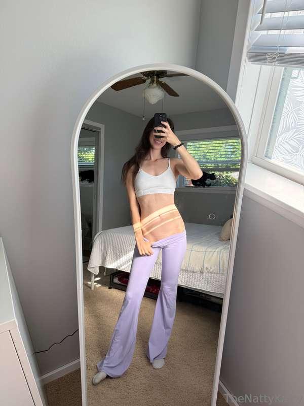 No panties 🤭