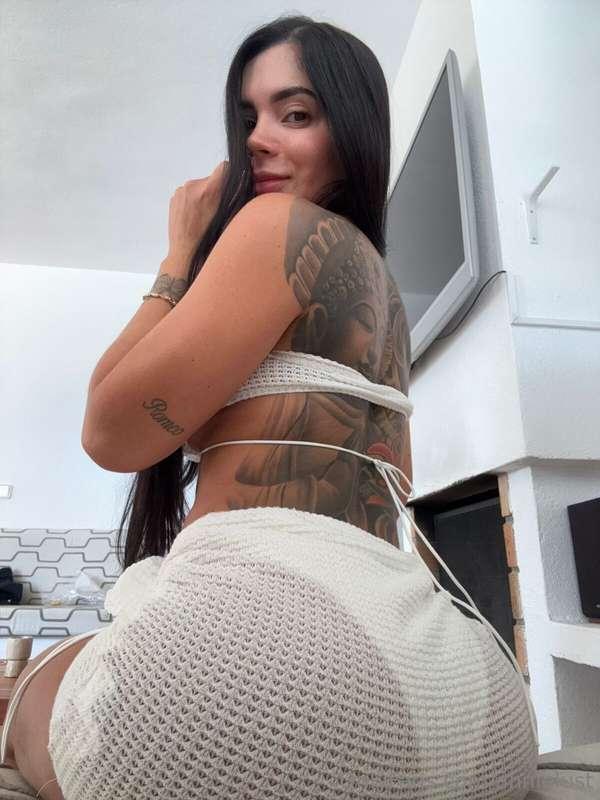Does your dick like watching me fuck myself for him baby 😏 💦