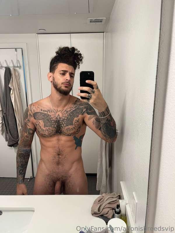I have TWO hot scenes dropping tomorrow 🌶️ Whoever pays for ..