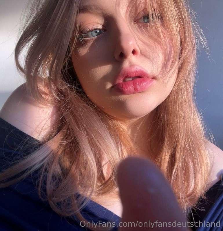 @leonierdbeerIch bin Leonie, 18, kreativ und voller Leidensc..