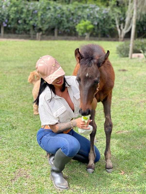 julianacandy image #0