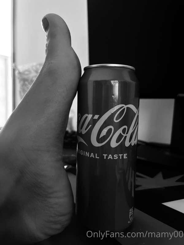 👣👅