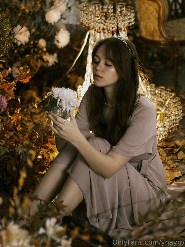 Who loves me, who loves me not...but let's be real, who woul..