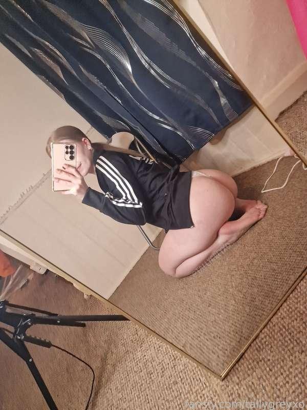 tallygreyxo image #1