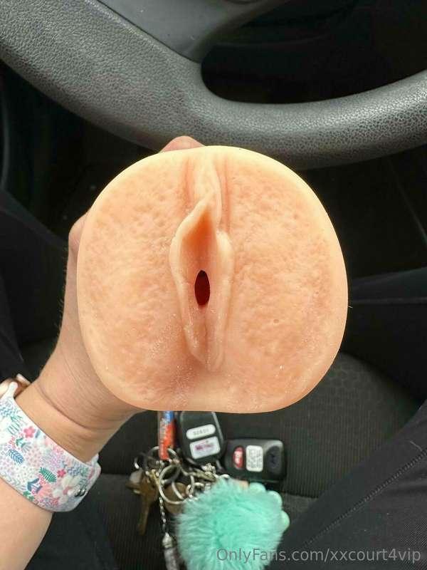 I got 4 Pocket Pussy Clone left!!! Buy now so I can send it ..