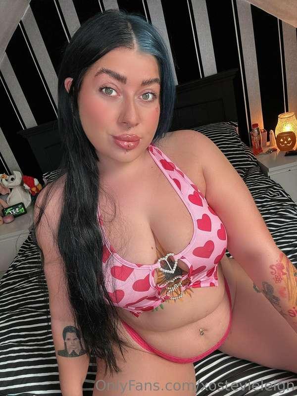 Pink to make the daddy’s wink 😏