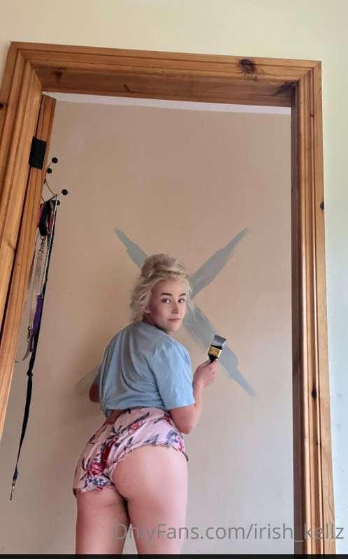 🎨🎨
Messy bun 
No makeup 
And do it yourself kind of day 
Wha..