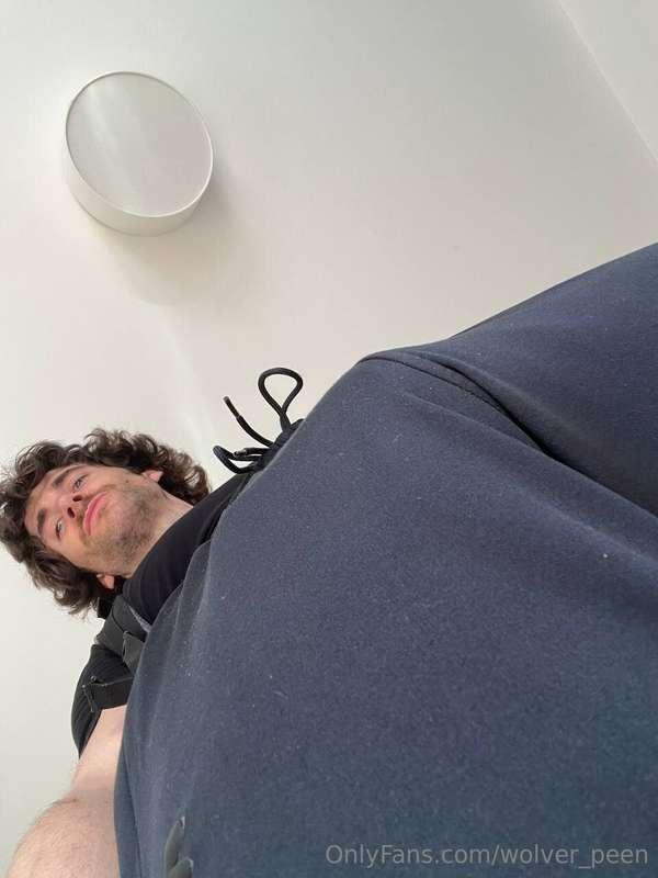 Who wants to cum hiking with me and fuck? 😈 🥾 🍆