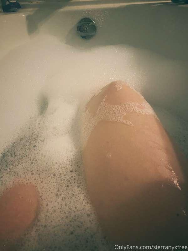 Bath time💦