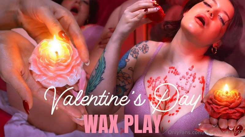 Unlock and watch wax drip all over my panties ❤️💦Oh my... th..