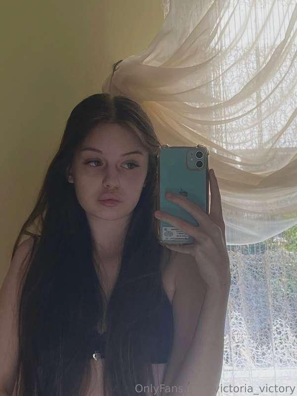 More selfies please 📷
