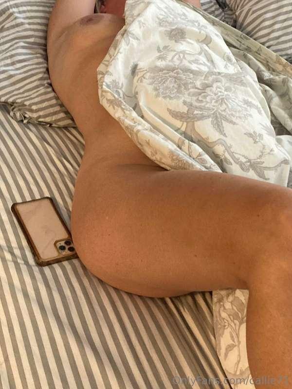 Stretching while waiting to be stretched!!