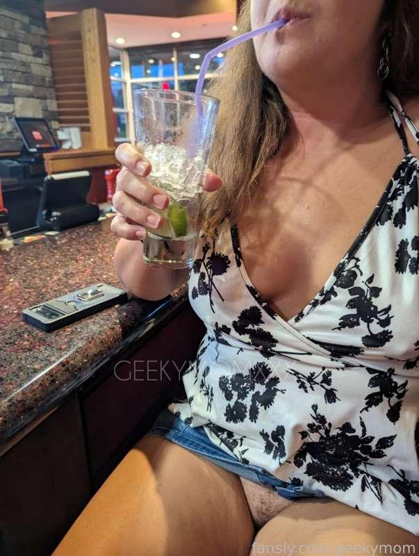 My drink is running low, pretty soon I'll need something new to suck on...👅😁

#fyp #flashing #pussy #exhibitionist #upskirt #public #milf #pawg #nopanties
