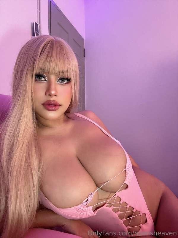 Do you prefer me as a blond?
