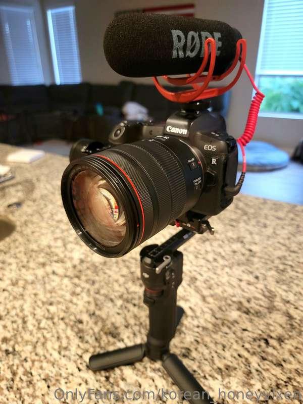 New cam setup! Content is about to be 🔥 for you guys! 😋😘