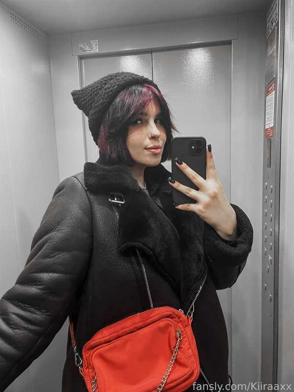 I love winter because I can wear my favorite cozy warm clothes ❄️