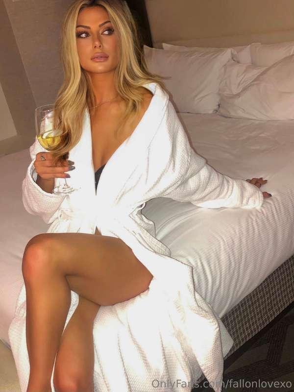 Come have a drink with me🥂