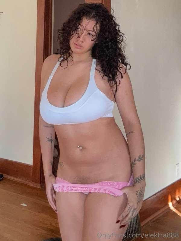 New content in your messages😘 if you’re a new ask me about i..