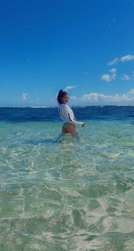 High tides and low hangers 