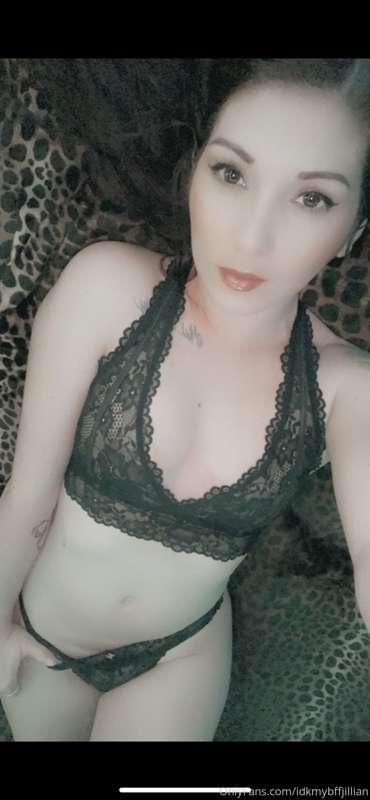 Welcome to my page. Formally the top 10% of only fans! I hop..