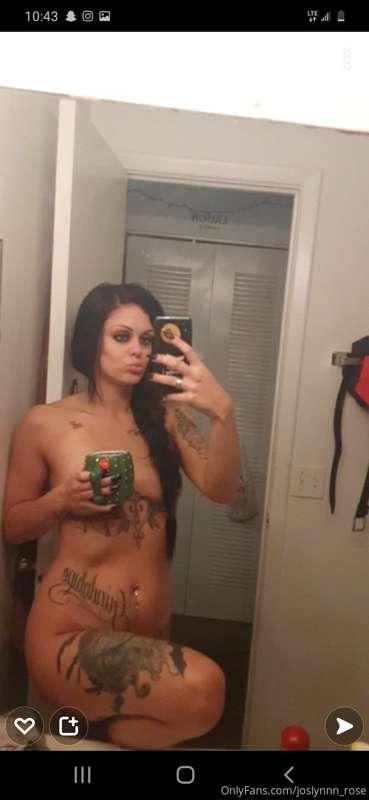 If you wanna chat with me,  face to face 😋 add my snapchat @..