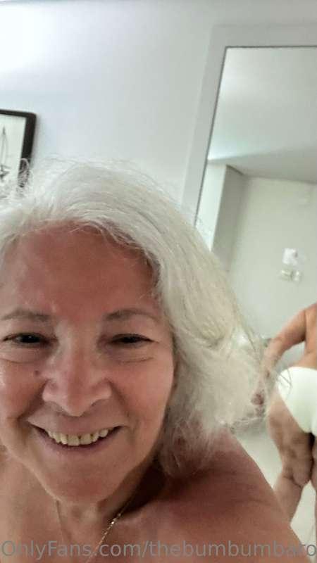 thebumbumbaroness image #2