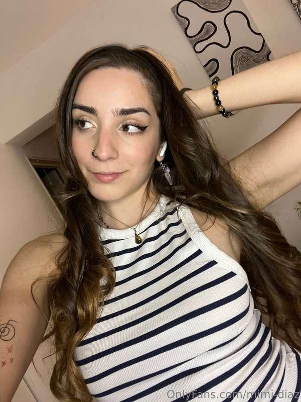 Feeling cute today. ❤️ Have a nice day everyone! 🥰