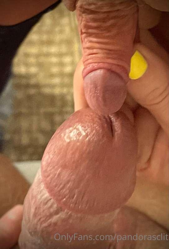 Two heads rubbing…I love that my clit looks like a small coc..