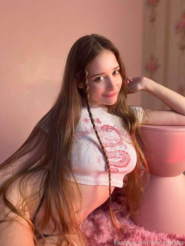 Hi everyone 🐦‍🔥 my gaze reveals my dirty thoughts….

#fyp #cutegirl #ahegaoface #bigass #cute #teen #young #daddysgirl

