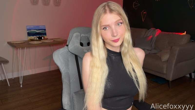 alicefoxxyy image #10