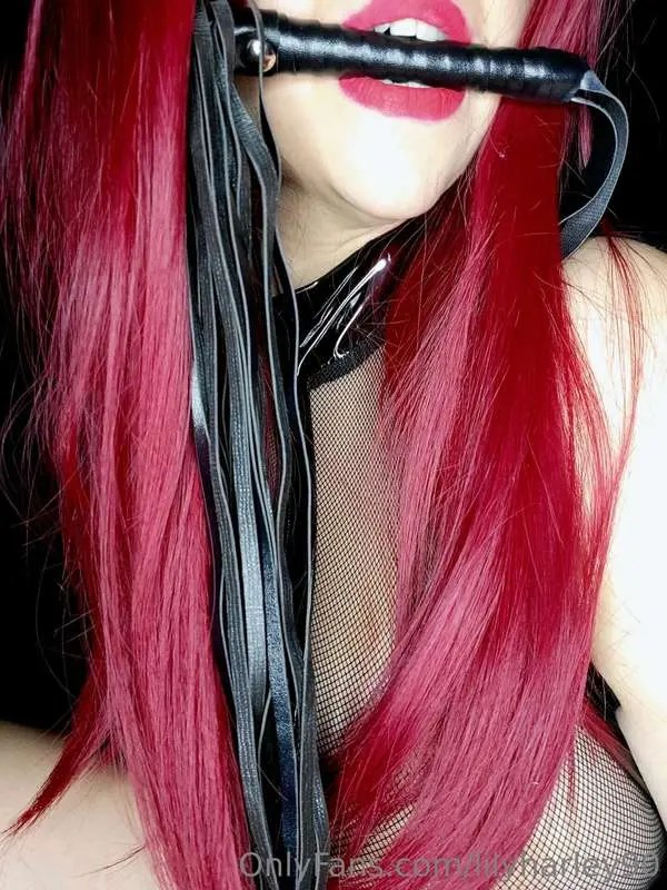 Mama is so ready to play... Do you wanna play too? 💋

For mo..