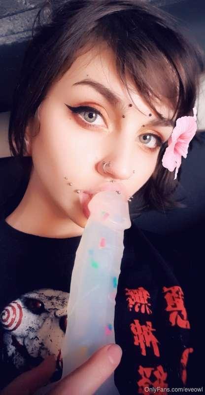 This is so cute in my mouth 😍🍆🍆