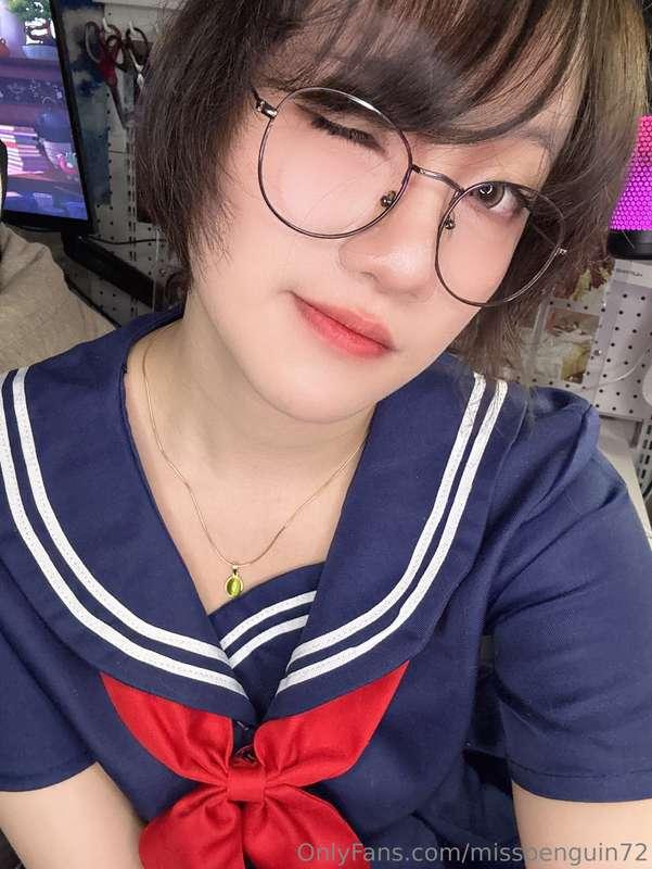 今天的直播造型 九日好難打！！