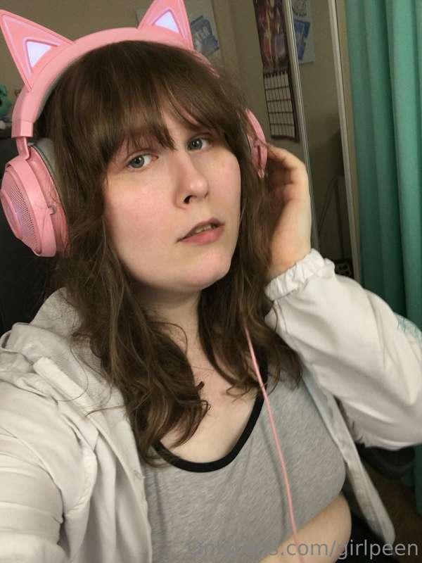 how does this outfit look?