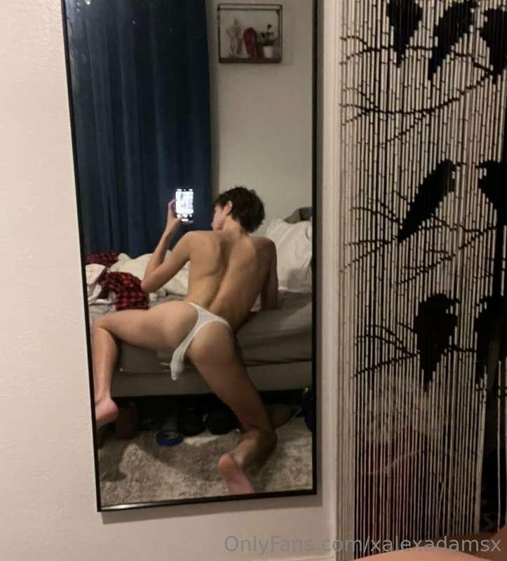 xalexadamsx image #0
