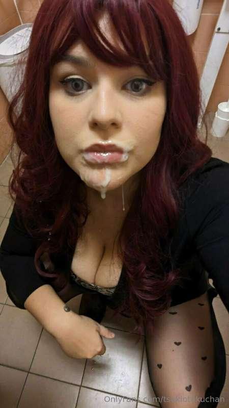 Vi piaccio con la sborra in faccia vero?:P
quale preferite d..