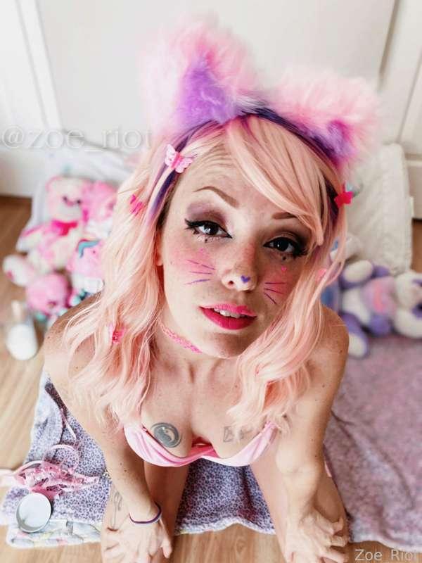 zoe_riot image #61