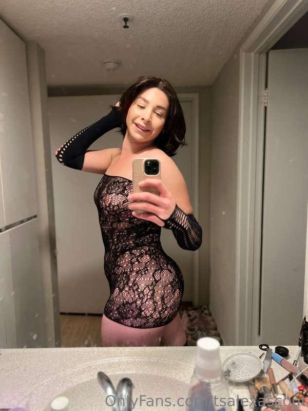 Hey there babes ! New stuff Cummins soon 💋♥️