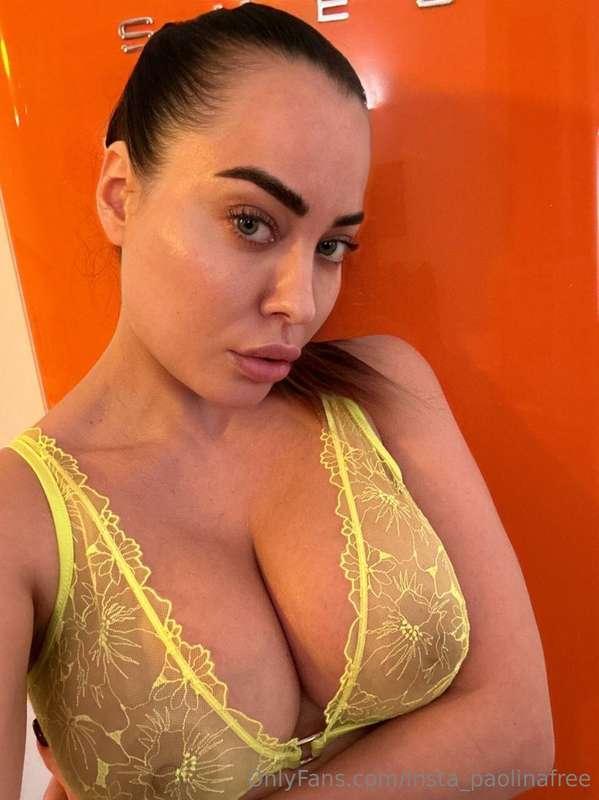 Vuoi vedere di più? 👀✨ Vieni a prendermi… 😈🔥 Ora sconto dell..