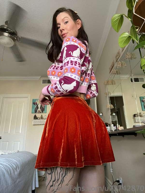 I have a date today, do you think he'll like my outfit?