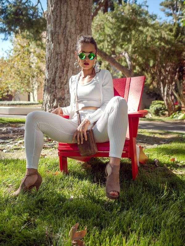 Enjoy my new outdoors photoset in white leggings!