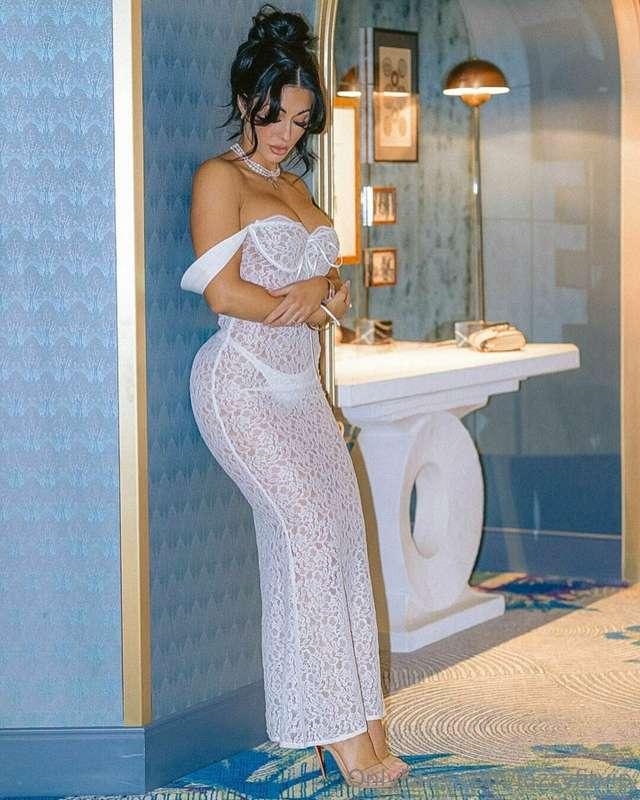 Looking for my prince 💕