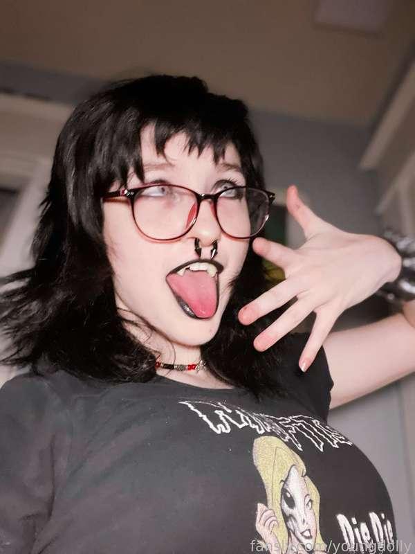 youngdolly image #3
