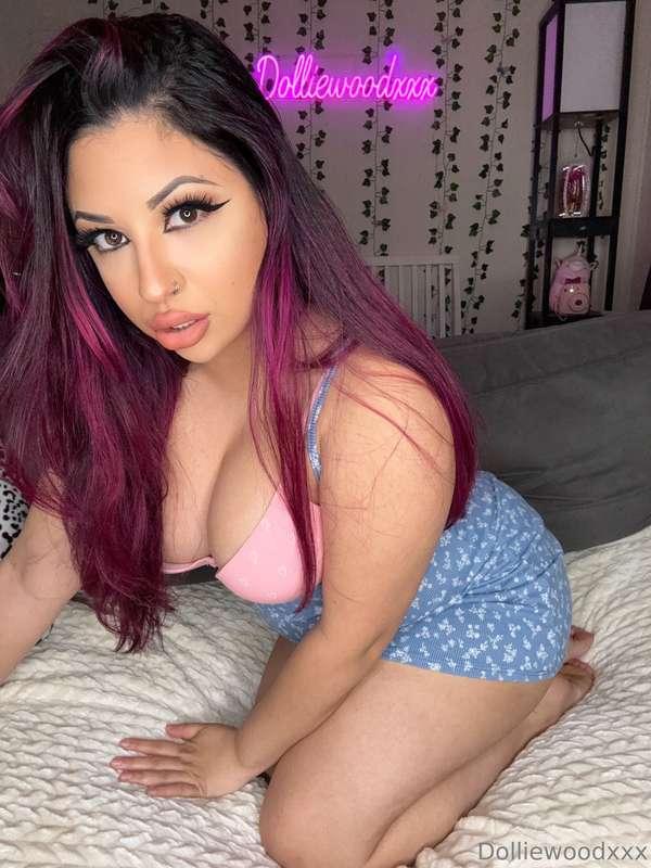 keep me company in my DMs (: