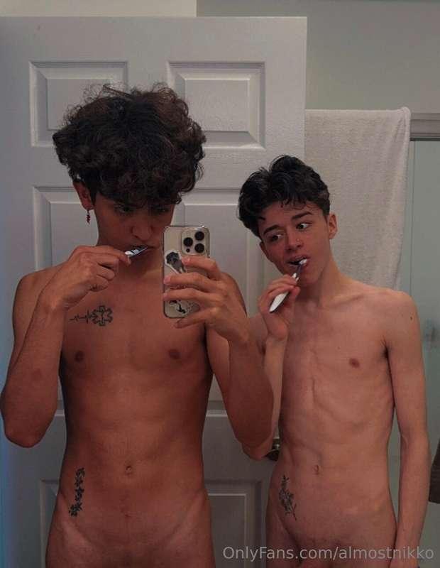 Full pic in ur DMS tn 👀