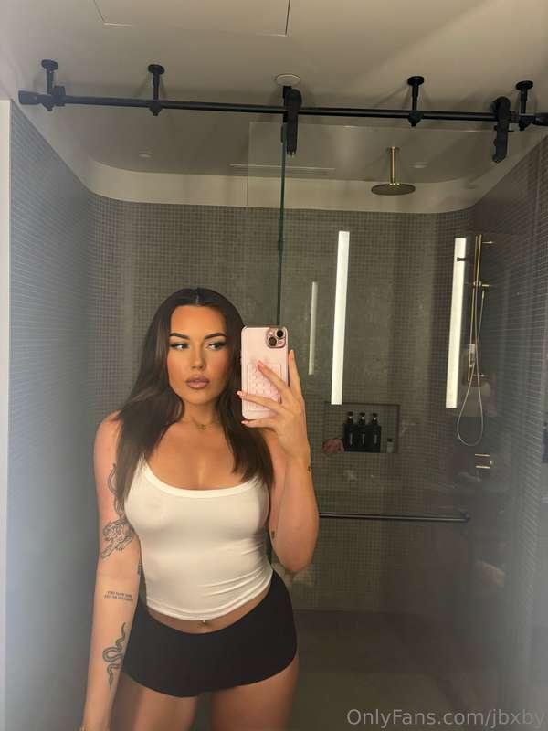 Wanna get naughty with me?