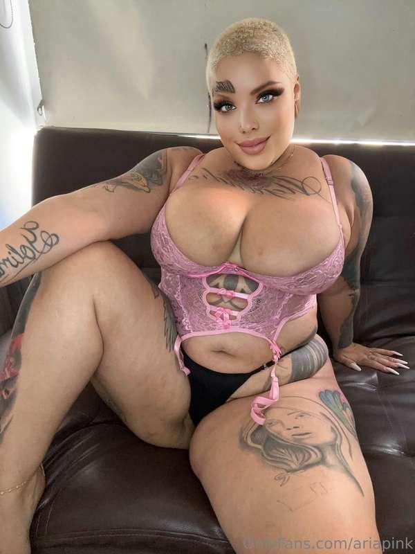 I bet it's nice if u put your dick inbetween my legs 🥵😈